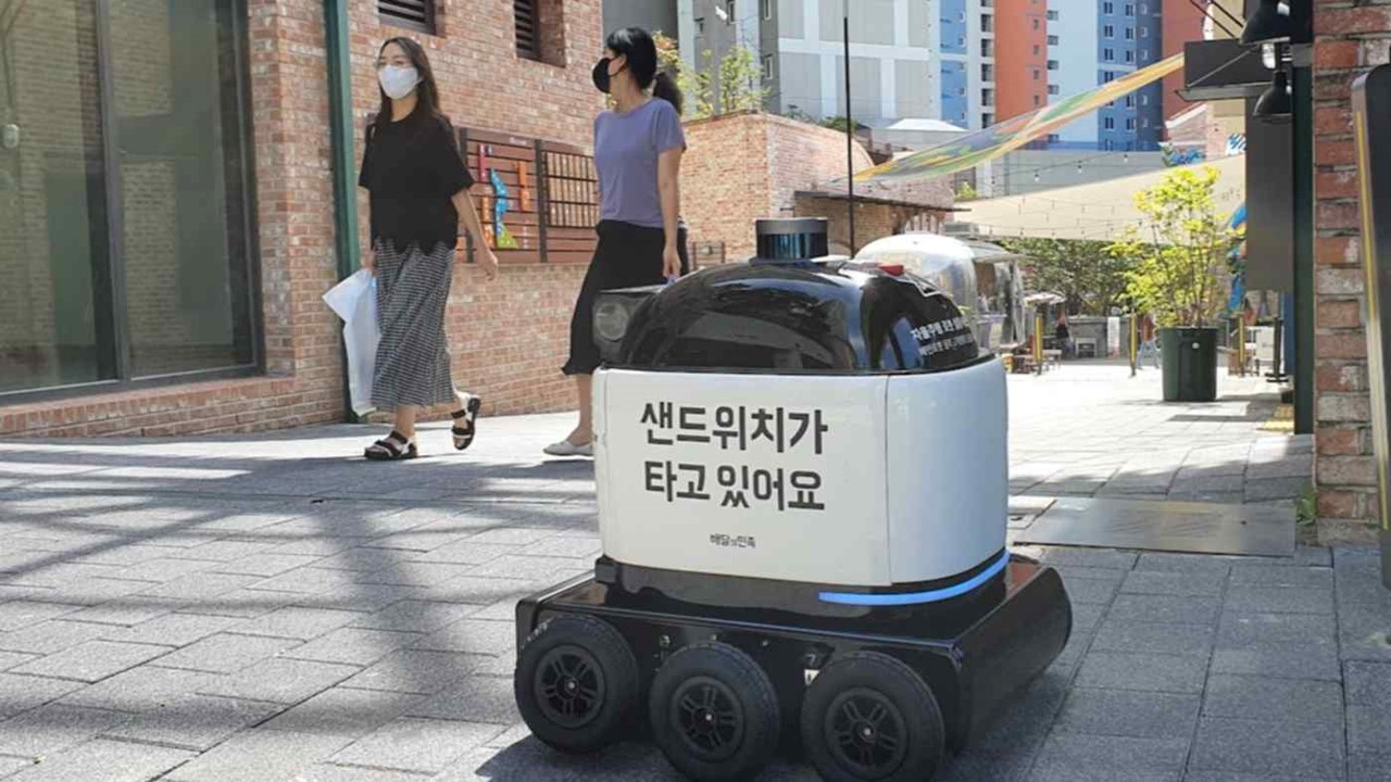 South Korea - Delivery Robots